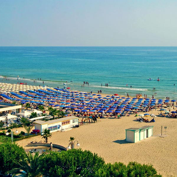 hotel sulla spiaggia abruzzo